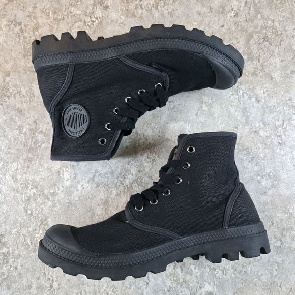 Palladium Men\'s Pampa Hi Boot Triple Black 02352-060 Size 8 main image 4